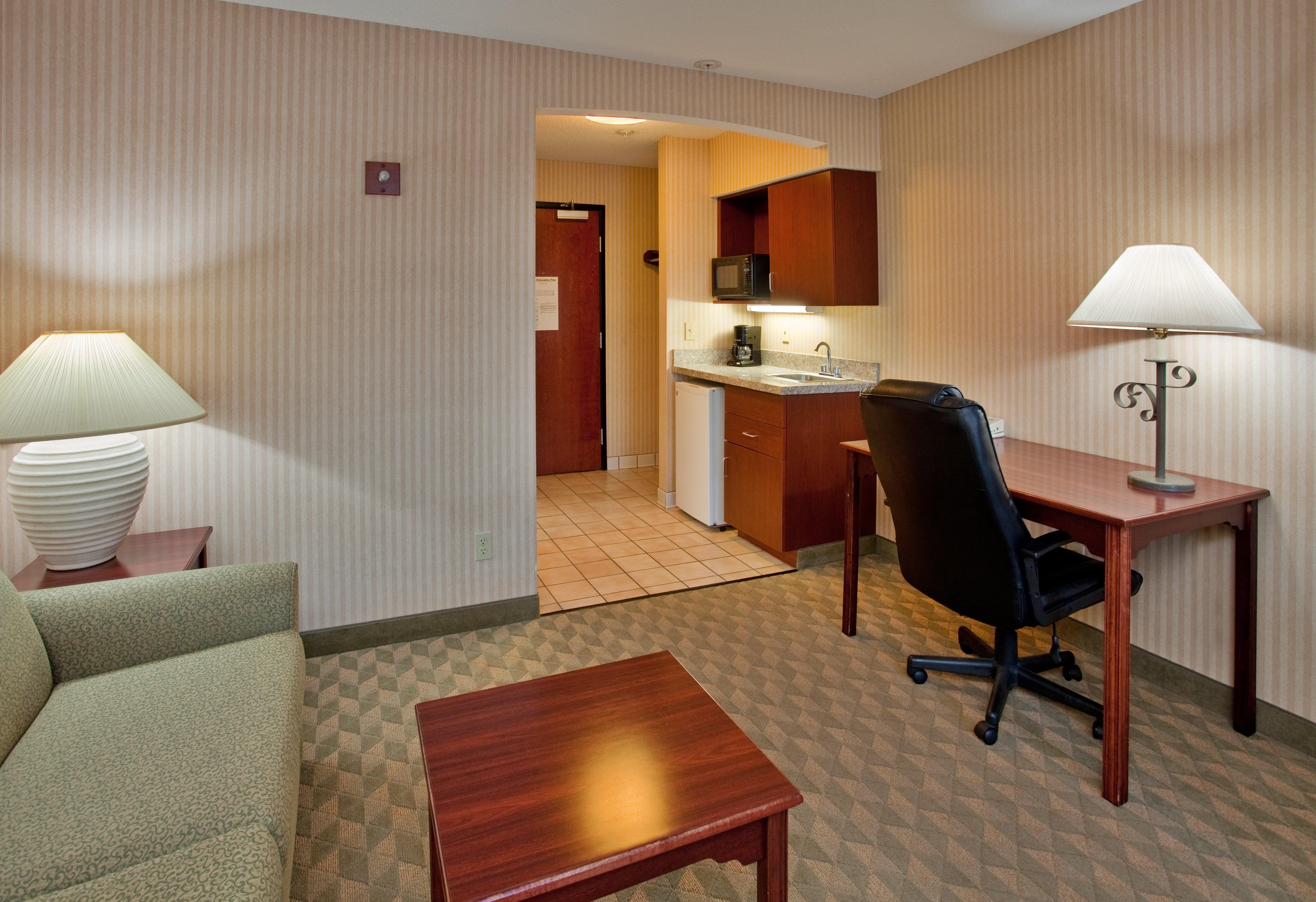 Spark By Hilton Lansing Esterno foto