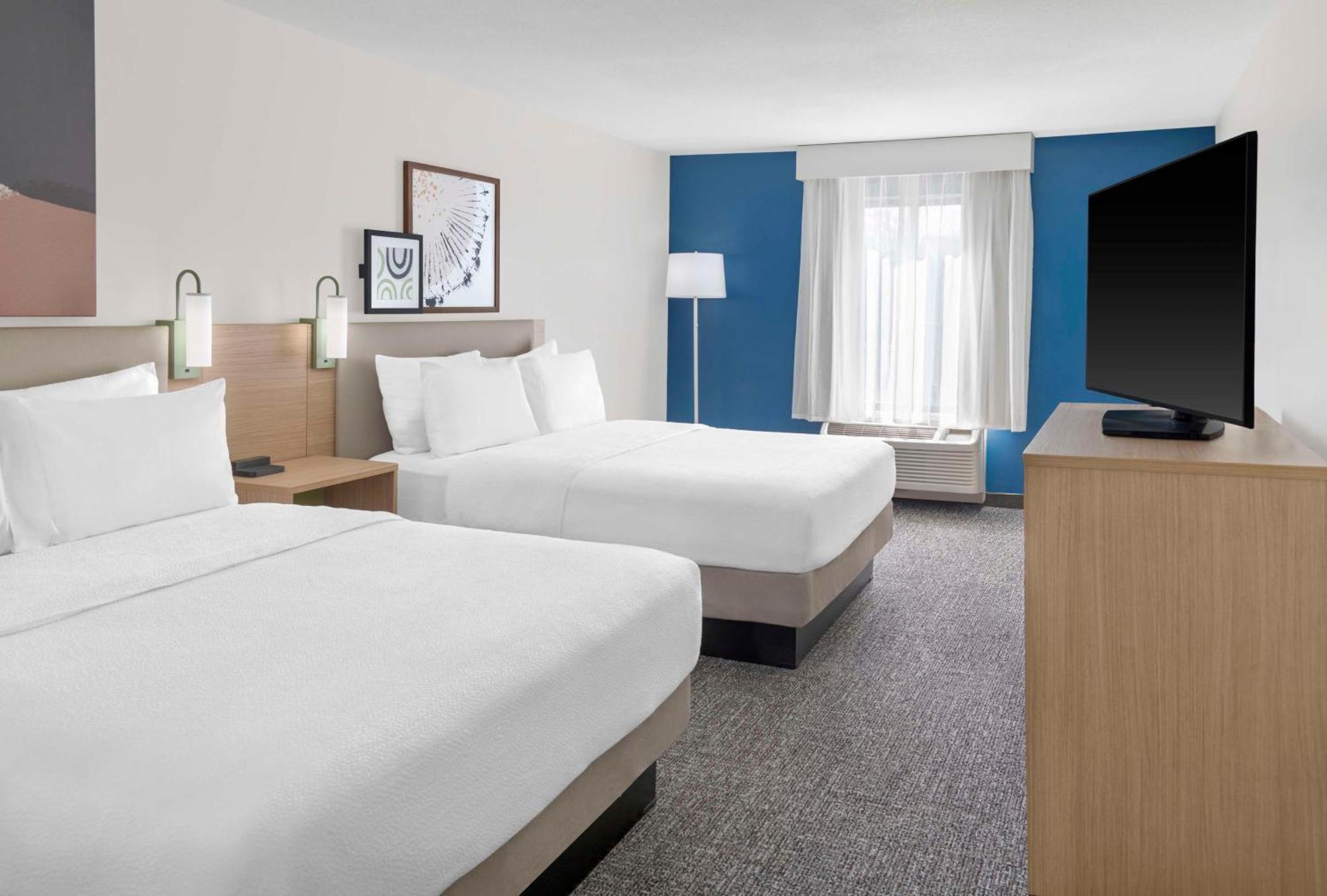 Spark By Hilton Lansing Esterno foto