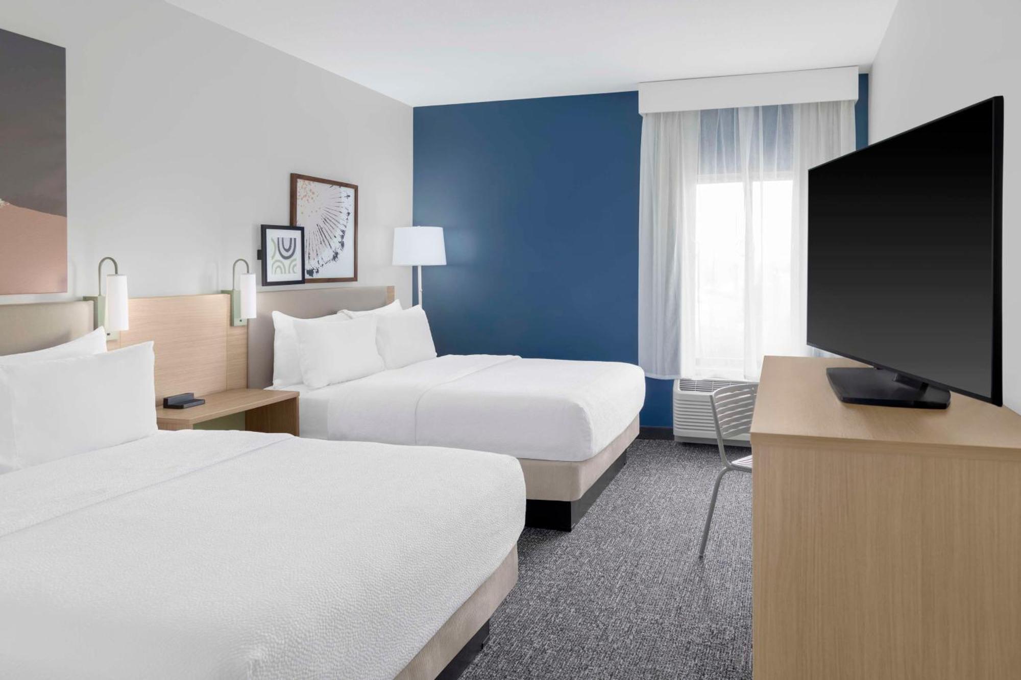 Spark By Hilton Lansing Esterno foto