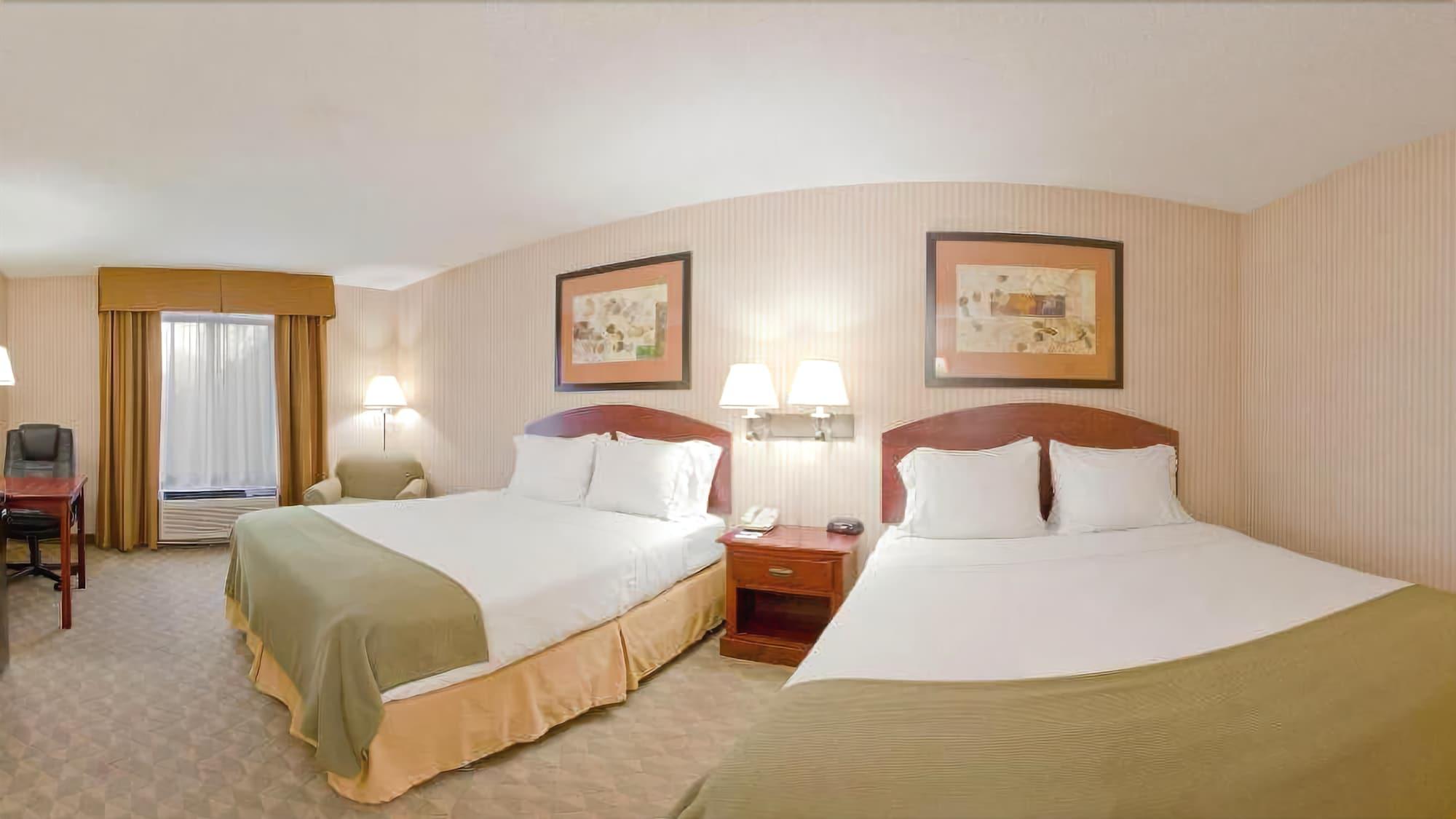 Spark By Hilton Lansing Esterno foto